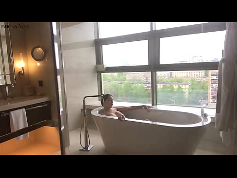 ❤️ عزیزم فوق العاده با شور و شوق بیدمشک خود را در حمام تکان می دهد ❤ پورنو در fa.purchasexz.top ️❤
